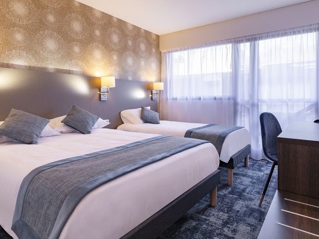Chambre triple familiale